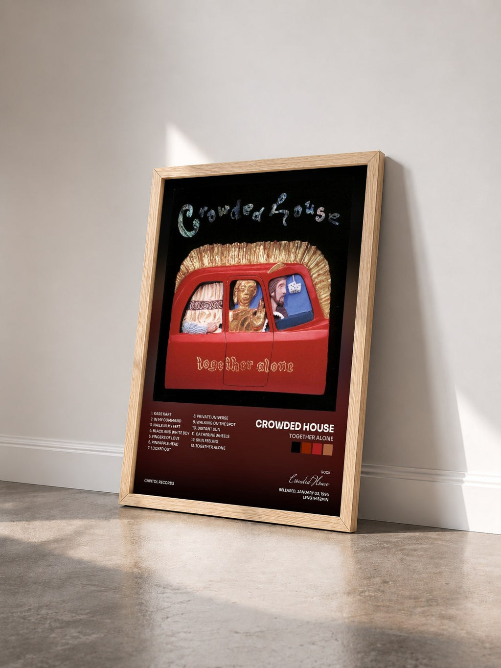 #bois Tableau de l'album Together Alone de Crowded House vu de trois quarts, cadre en bois brut