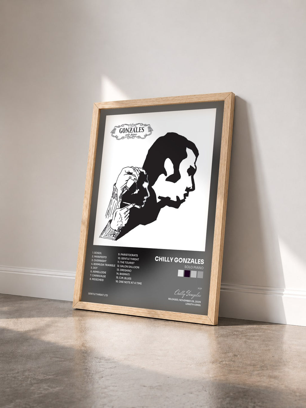 #bois Tableau de l'album Solo Piano de Chilly Gonzales vu de trois quarts, cadre en bois brut