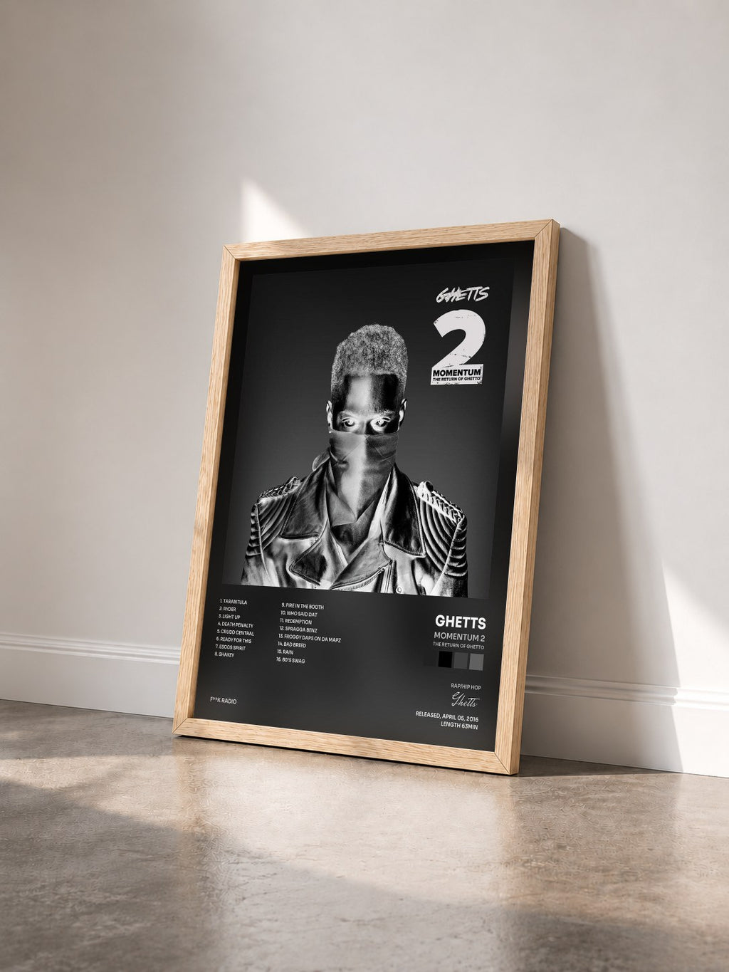 #bois Tableau de l'album Momentum 2 (The Return of Ghetto) de Ghetts vu de trois quarts, cadre en bois brut