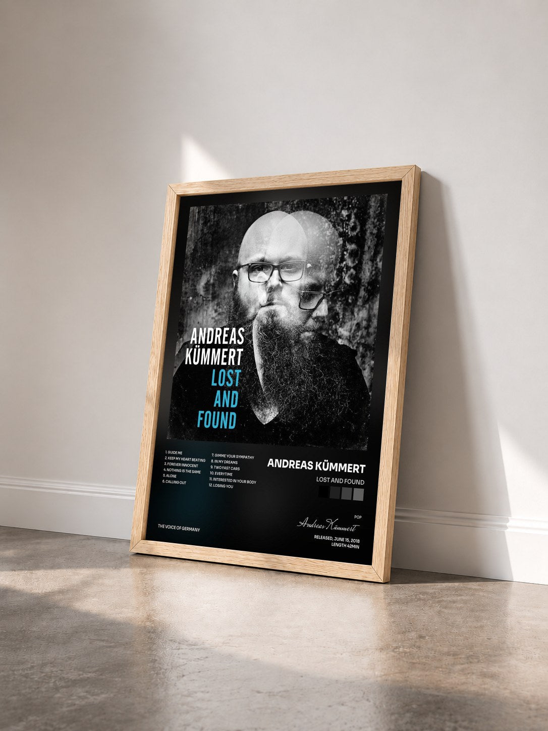 #bois Tableau de l'album Lost And Found de Andreas Kümmert vu de trois quarts, cadre en bois brut