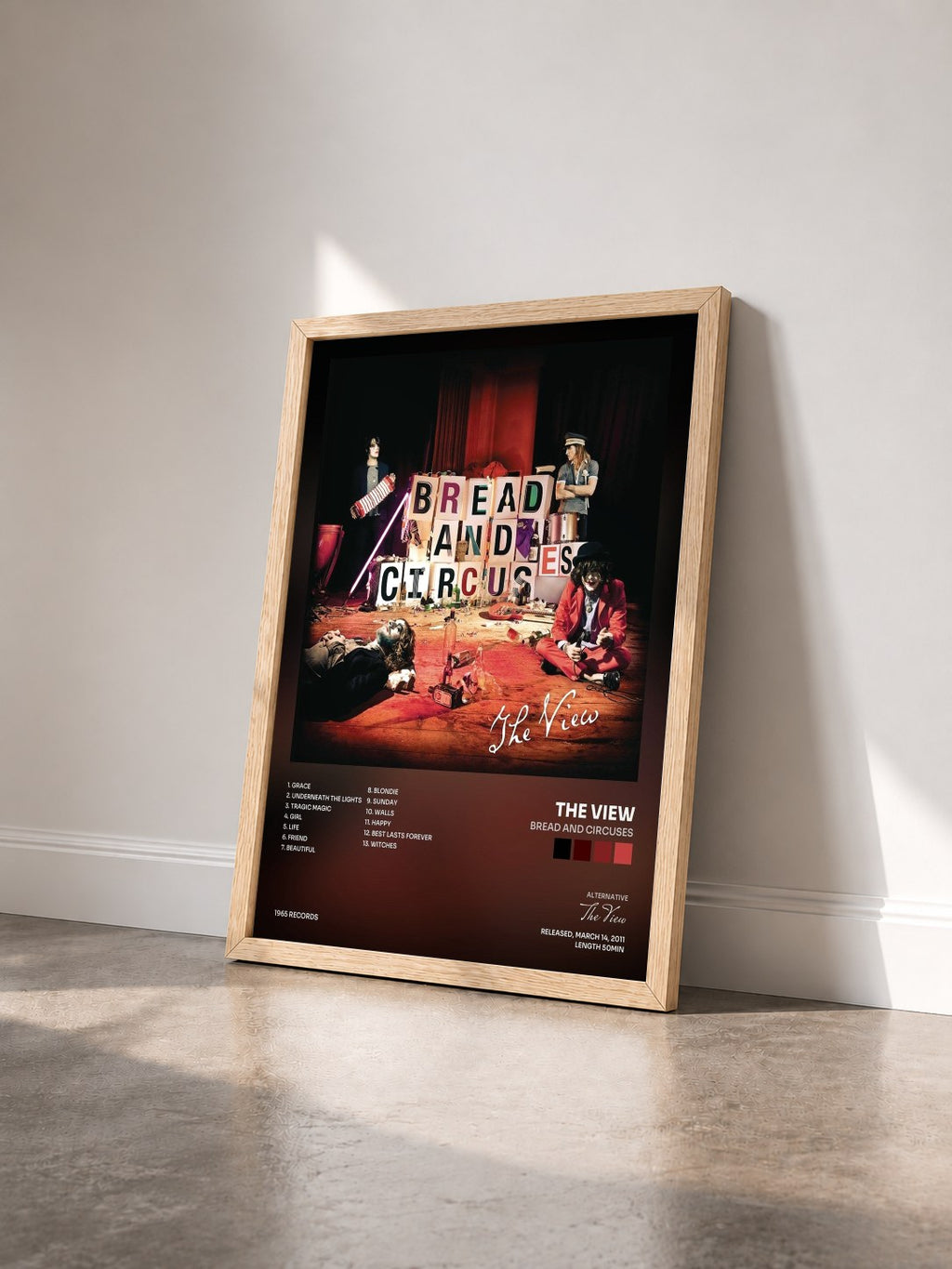 #bois Tableau de l'album Bread and Circuses de The View vu de trois quarts, cadre en bois brut
