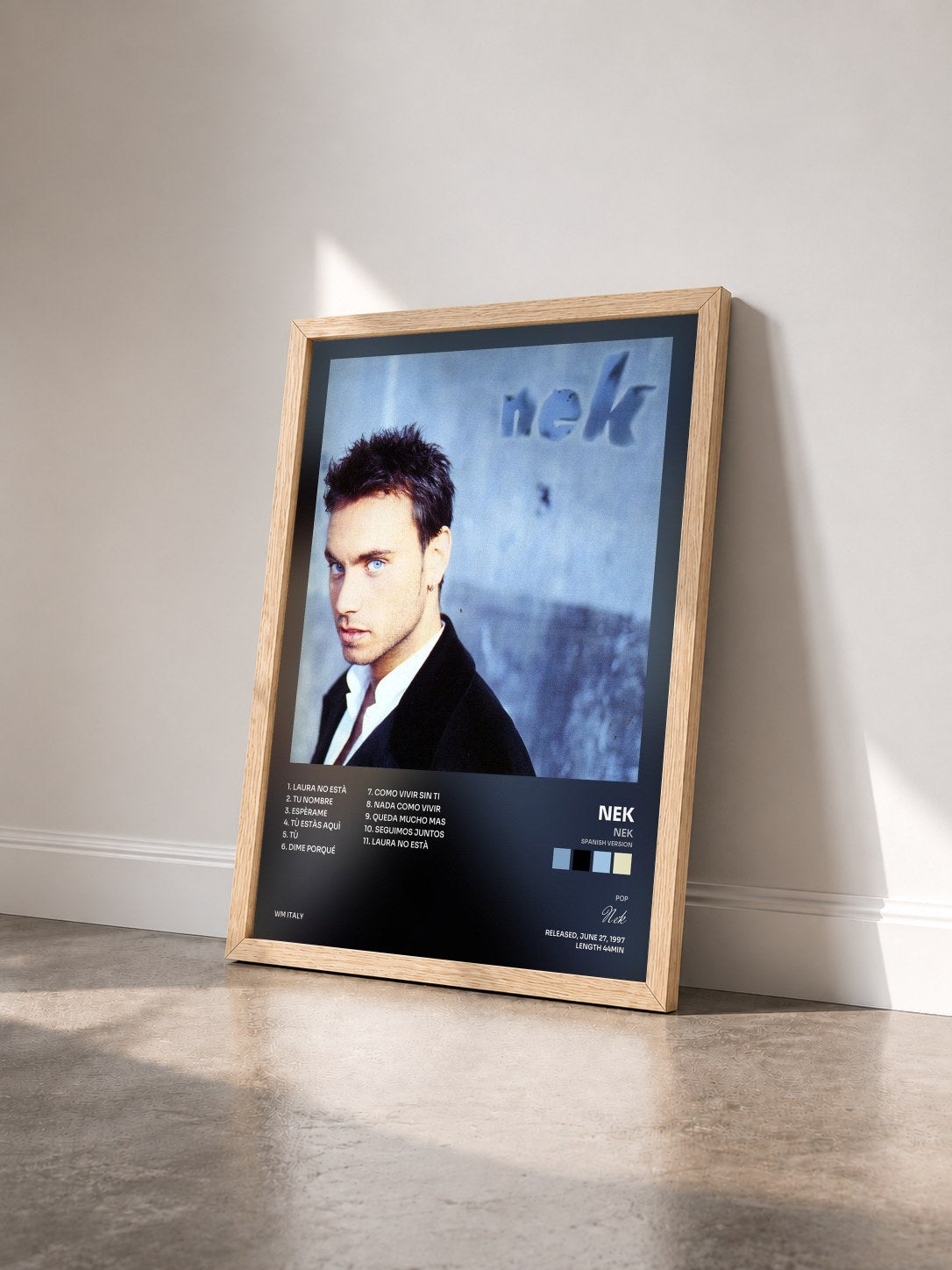 #bois Tableau de l'album Nek (spanish version) de Nek vu de trois quarts, cadre en bois brut