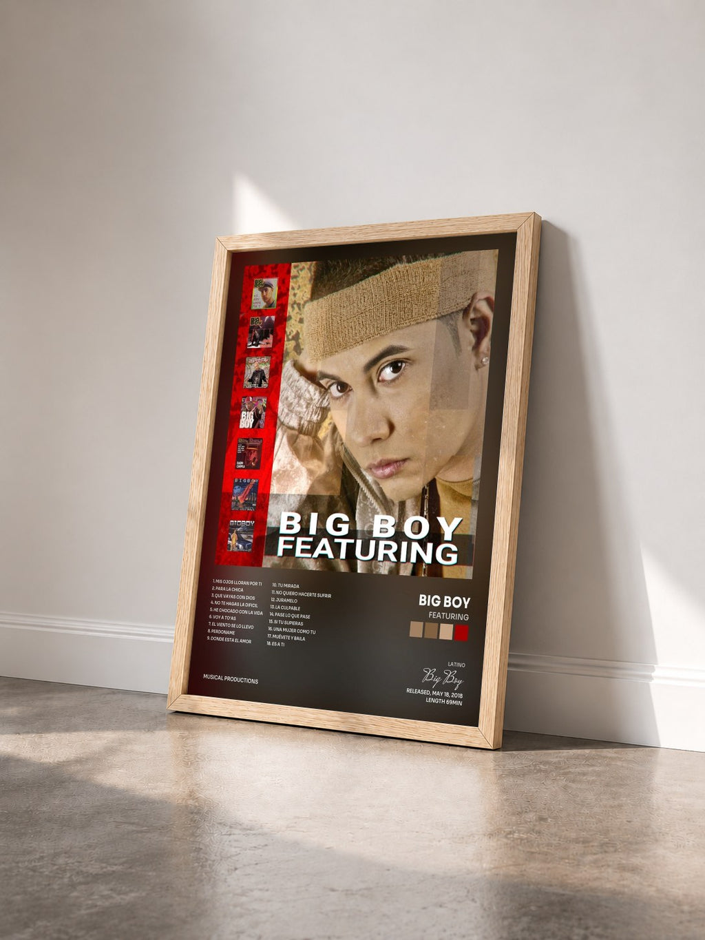 #bois Tableau de l'album Featuring de Big Boy vu de trois quarts, cadre en bois brut