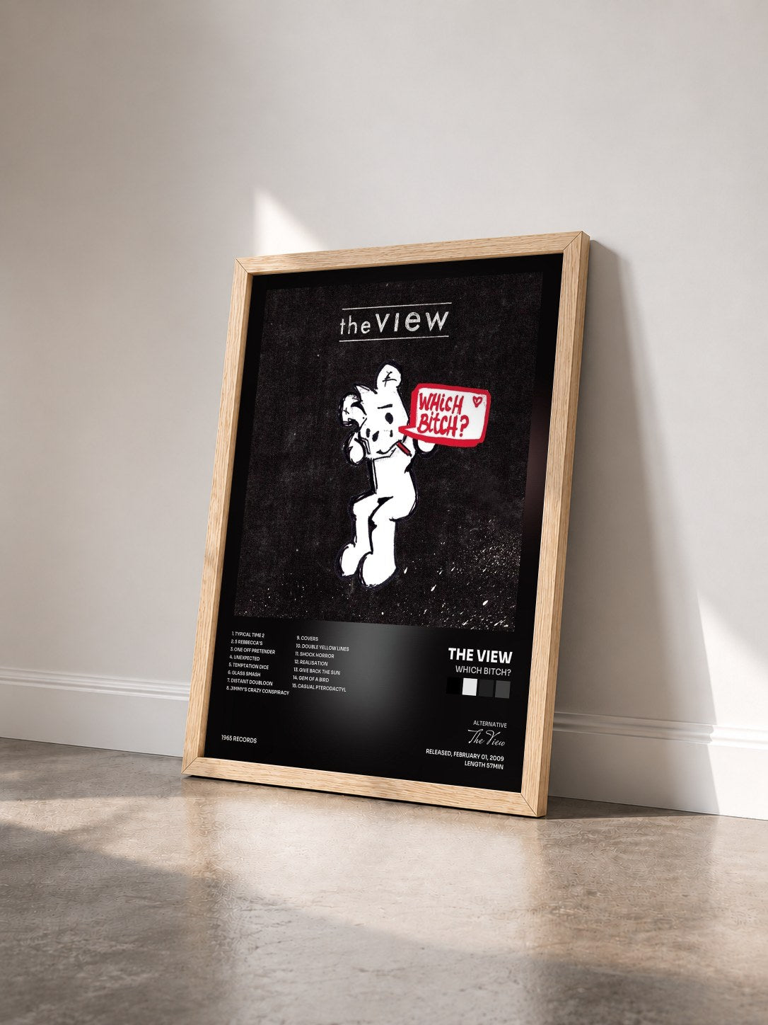 #bois Tableau de l'album Which Bitch? de The View vu de trois quarts, cadre en bois brut