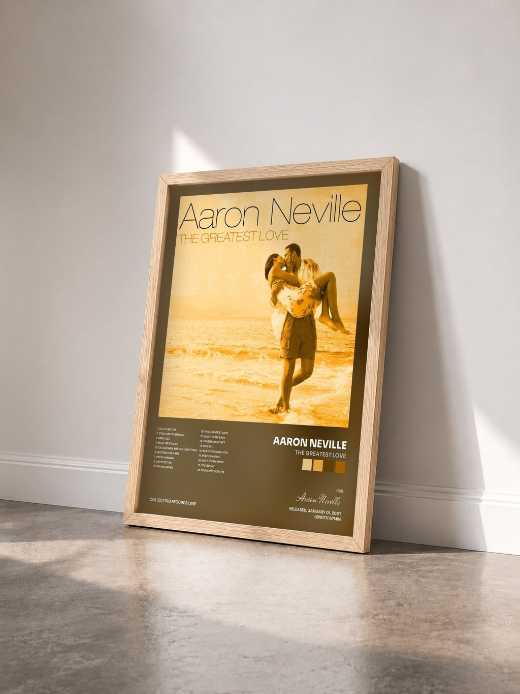 #bois Tableau de l'album The Greatest Love de Aaron Neville vu de trois quarts, cadre en bois brut