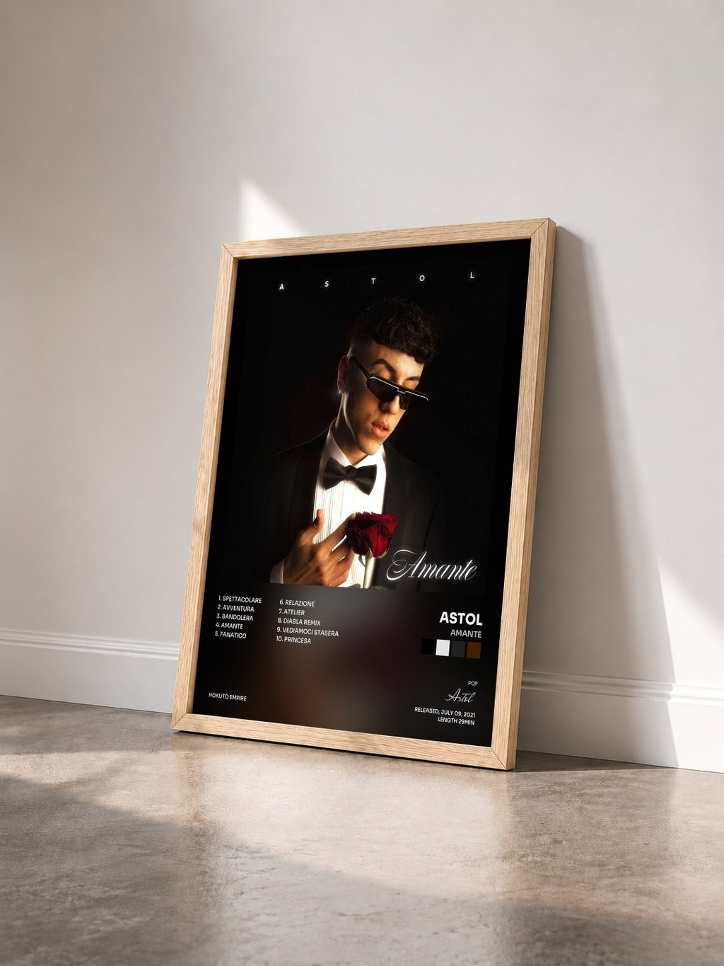 #bois Tableau de l'album Amante de Astol vu de trois quarts, cadre en bois brut
