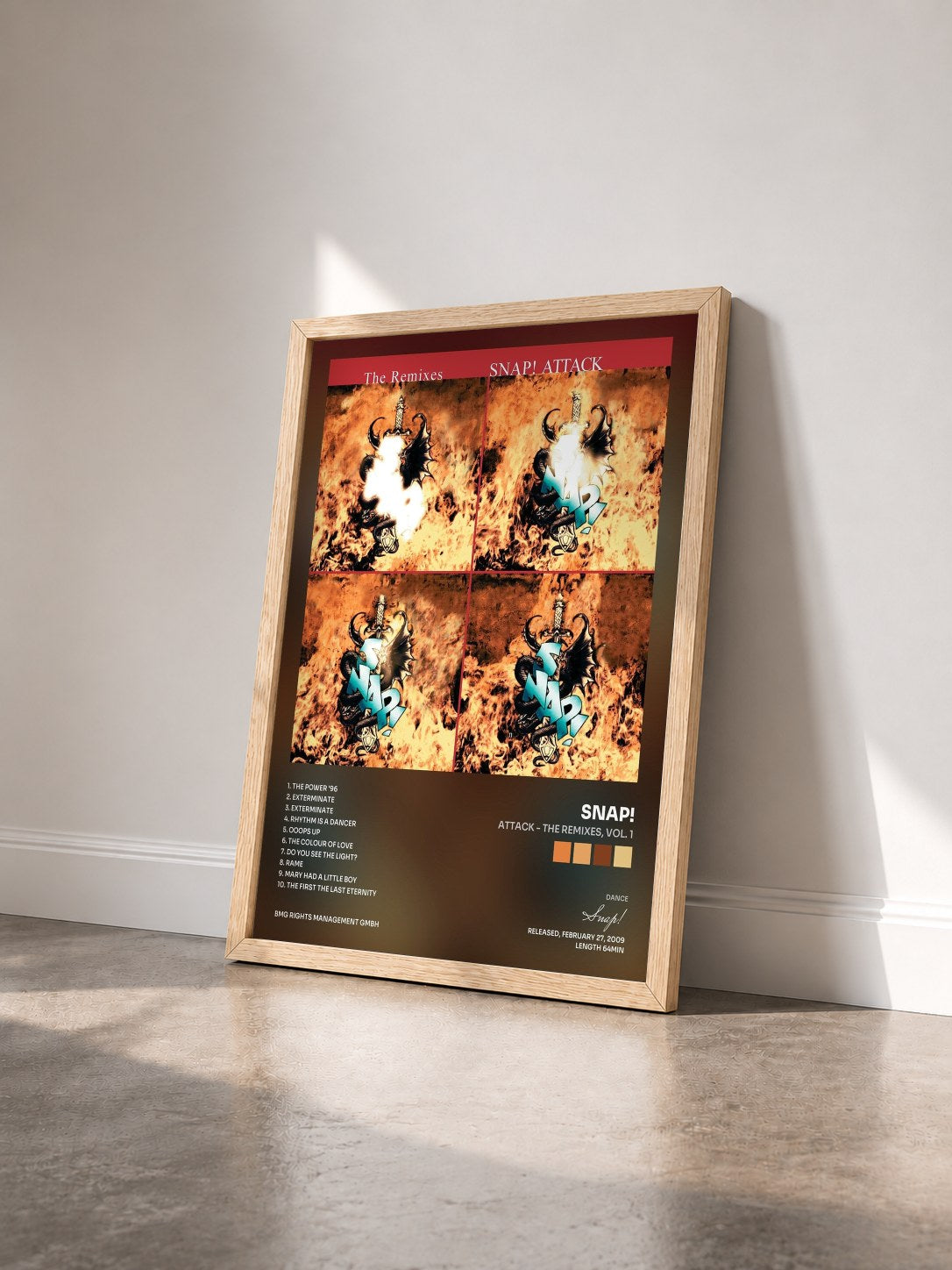 #bois Tableau de l'album Attack - The Remixes, Vol. 1 de Snap! vu de trois quarts, cadre en bois brut