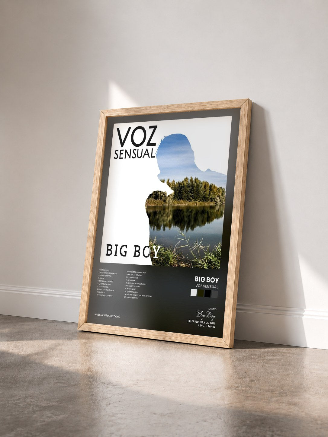 #bois Tableau de l'album Voz Sensual de Big Boy vu de trois quarts, cadre en bois brut