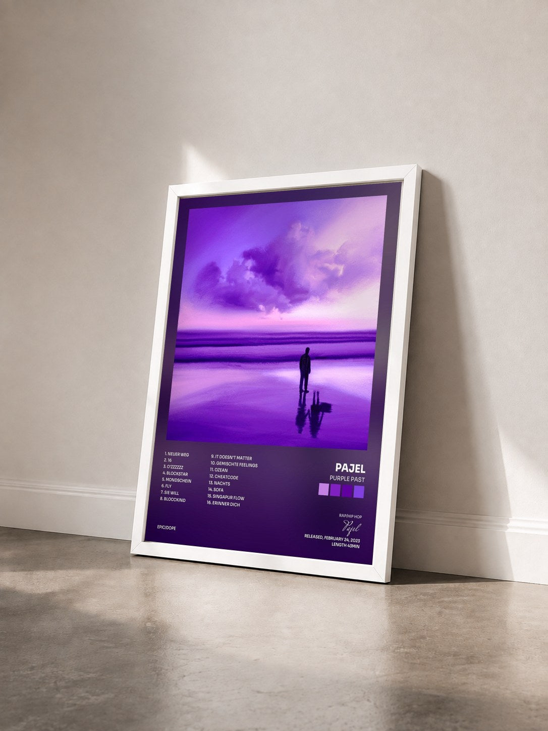 #blanc Tableau de l'album Purple Past de Pajel vu de trois quarts, cadre blanc