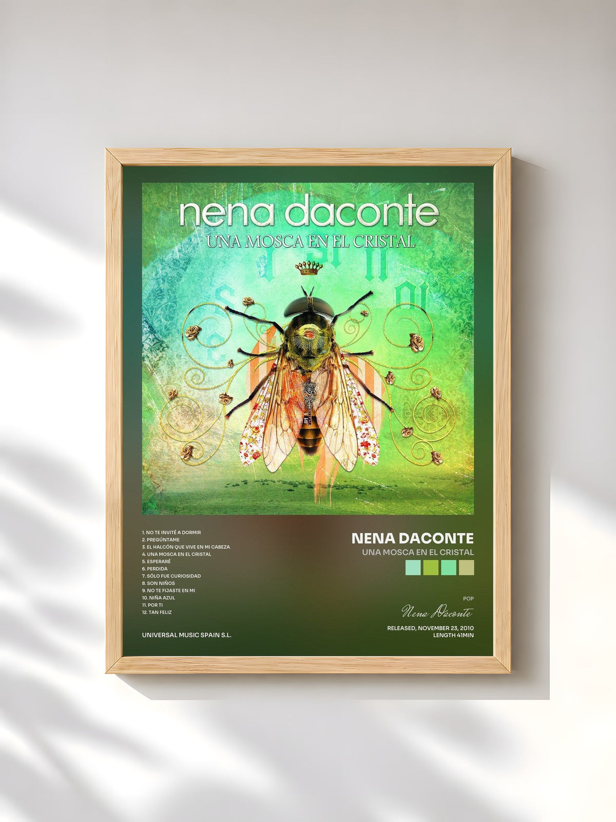 #bois Tableau de l'album Una Mosca En El Cristal de Nena Daconte, cadre en bois brut, imprimé et encadré en France