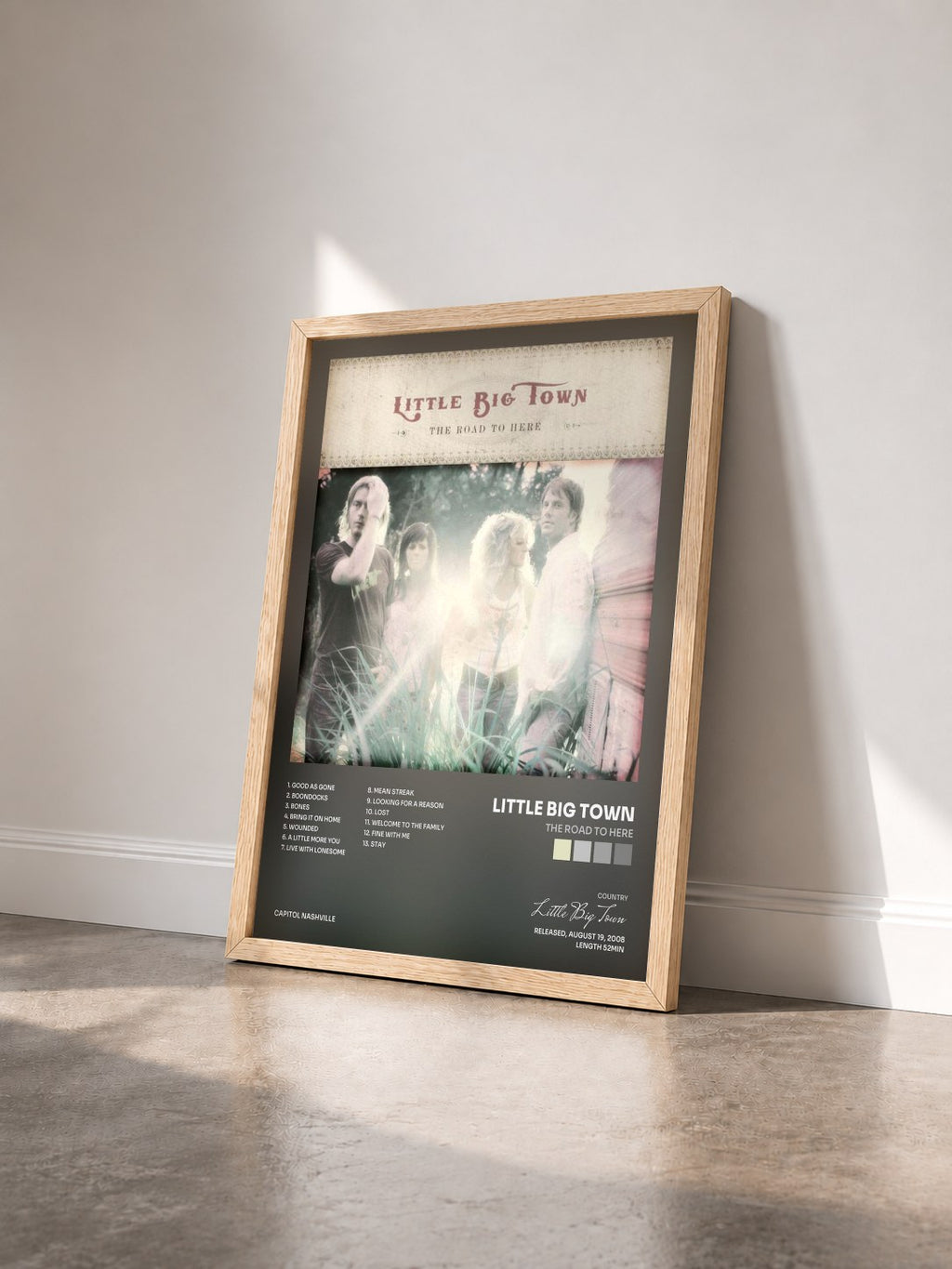 #bois Tableau de l'album The Road To Here de Little Big Town vu de trois quarts, cadre en bois brut