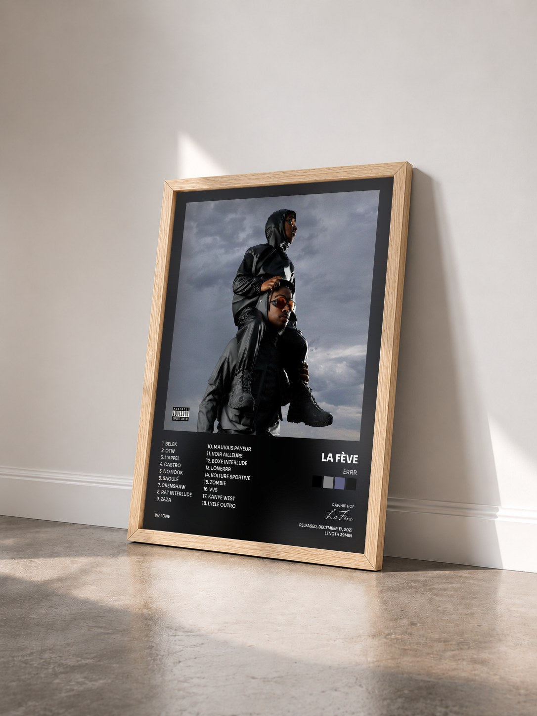#bois Tableau de l'album ERRR de La Fève vu de trois quarts, cadre en bois brut