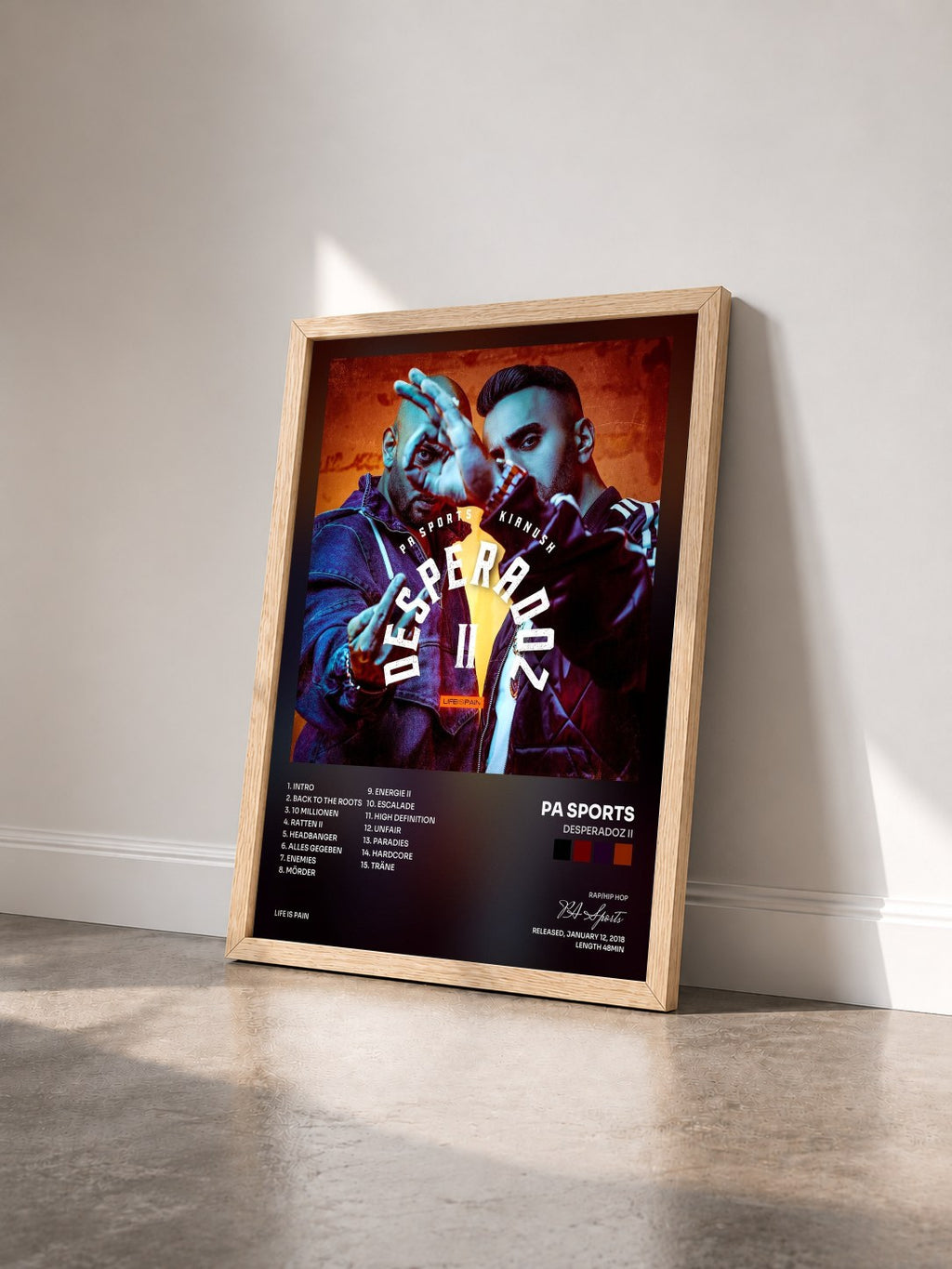 #bois Tableau de l'album Desperadoz II de PA Sports vu de trois quarts, cadre en bois brut