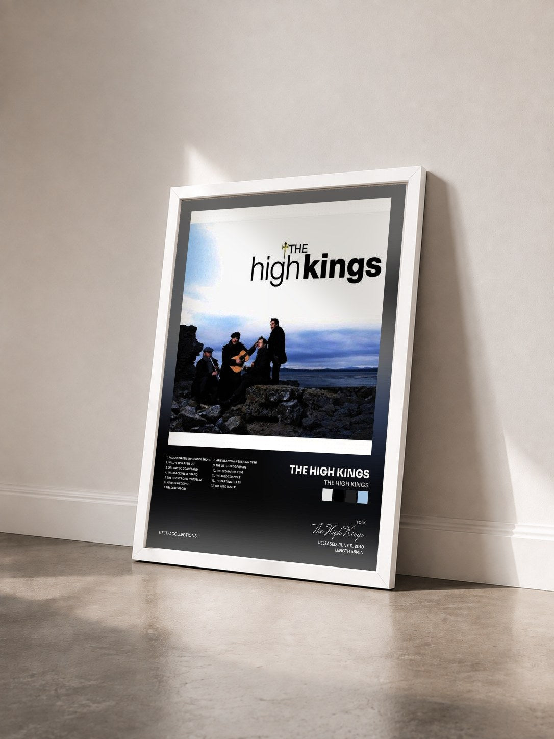 #blanc Tableau de l'album The High Kings de The High Kings vu de trois quarts, cadre blanc