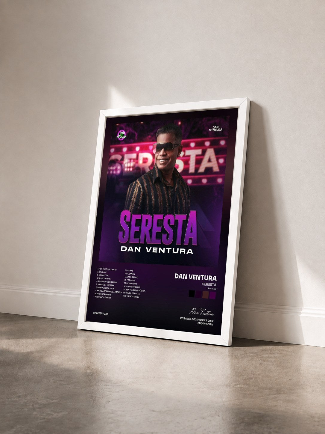 #blanc Tableau de l'album Seresta (UpGrade) de Dan Ventura vu de trois quarts, cadre blanc
