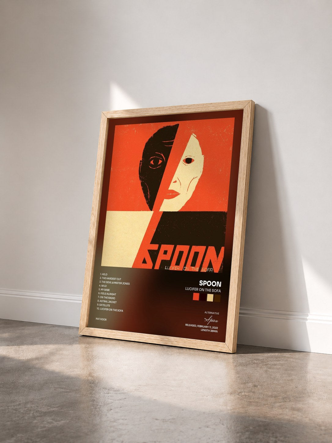 #bois Tableau de l'album Lucifer On The Sofa de Spoon vu de trois quarts, cadre en bois brut