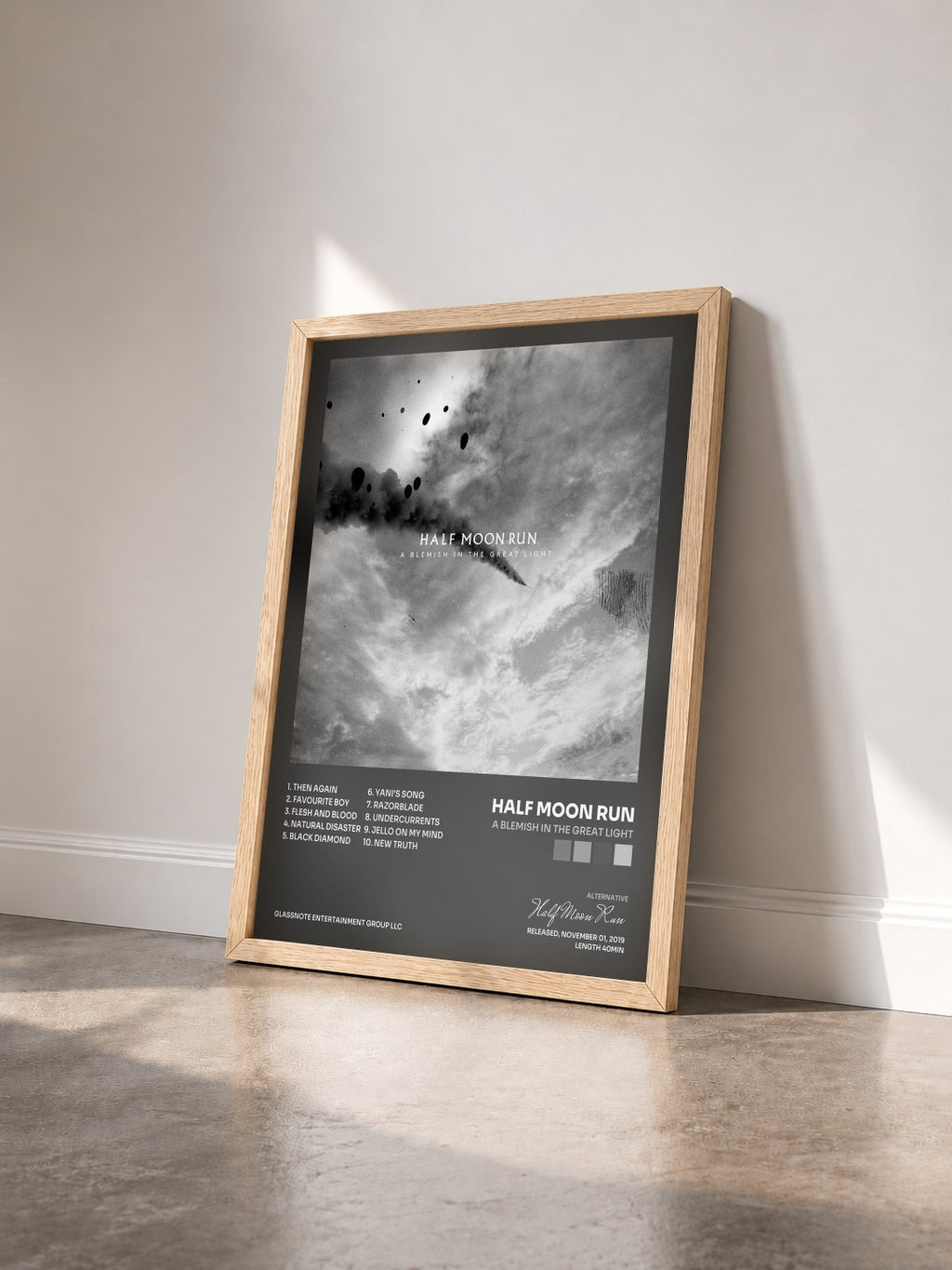 #bois Tableau de l'album A Blemish in the Great Light de Half Moon Run vu de trois quarts, cadre en bois brut