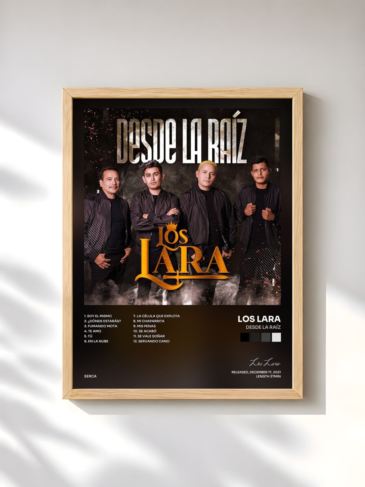 #bois Tableau de l'album Desde la Raíz de Los Lara, cadre en bois brut, imprimé et encadré en France