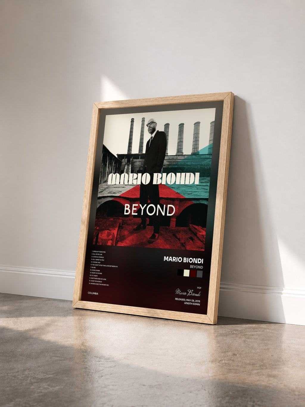 #bois Tableau de l'album Beyond de Mario Biondi vu de trois quarts, cadre en bois brut
