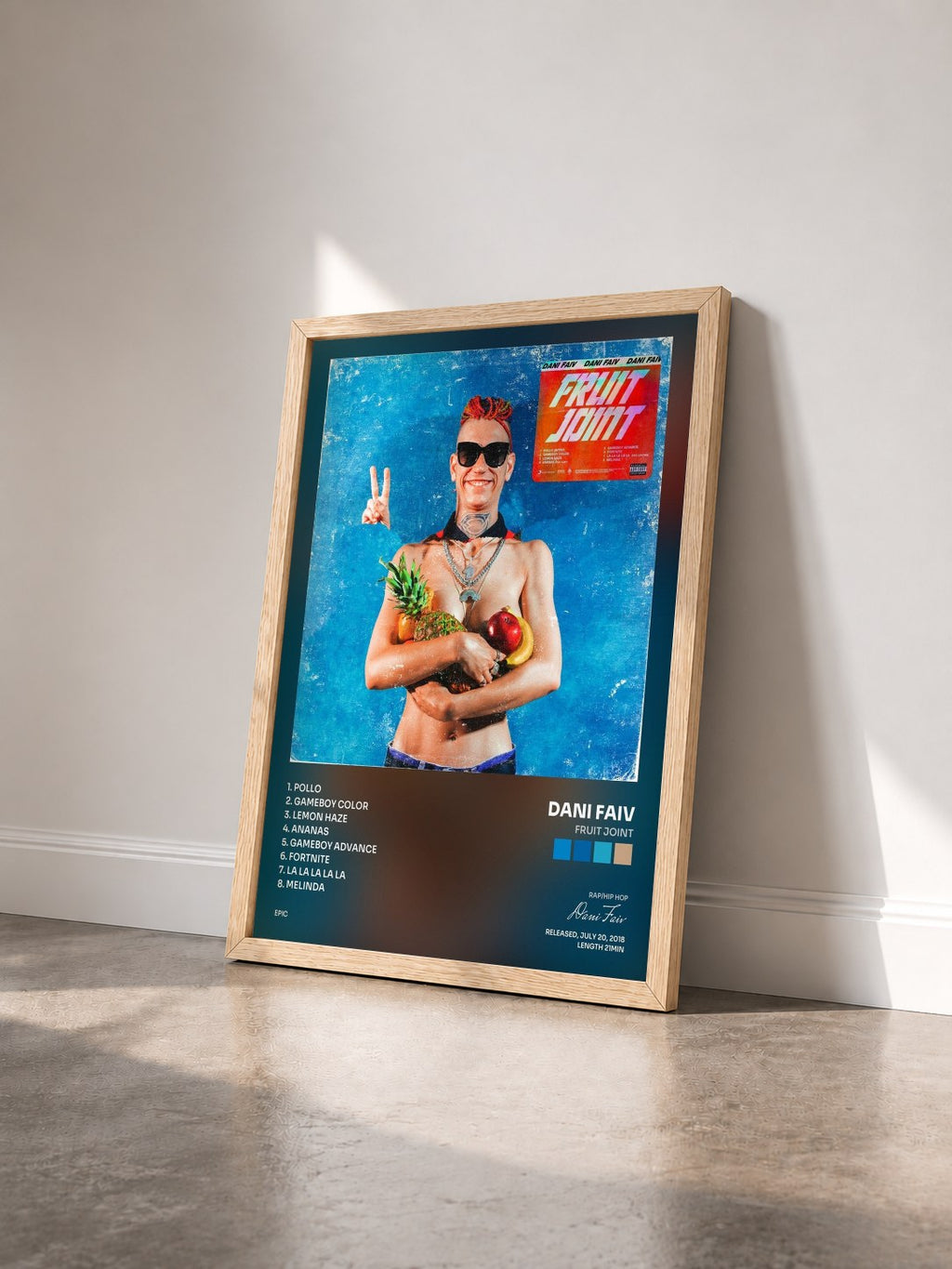 #bois Tableau de l'album Fruit Joint de Dani Faiv vu de trois quarts, cadre en bois brut