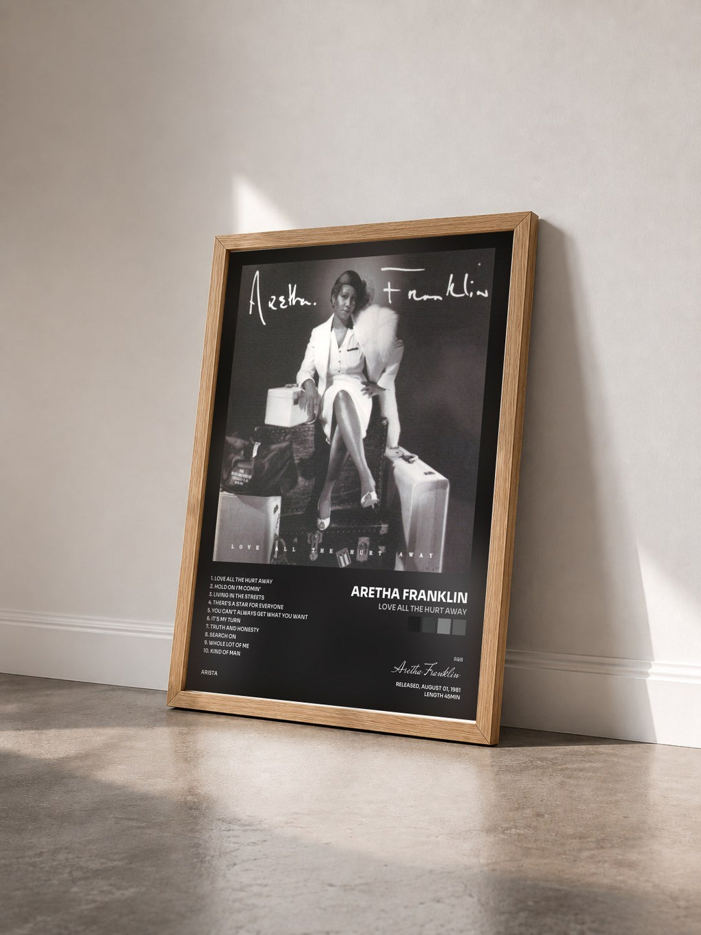 #bois Tableau de l'album Love All The Hurt Away de Aretha Franklin vu de trois quarts, cadre en bois brut