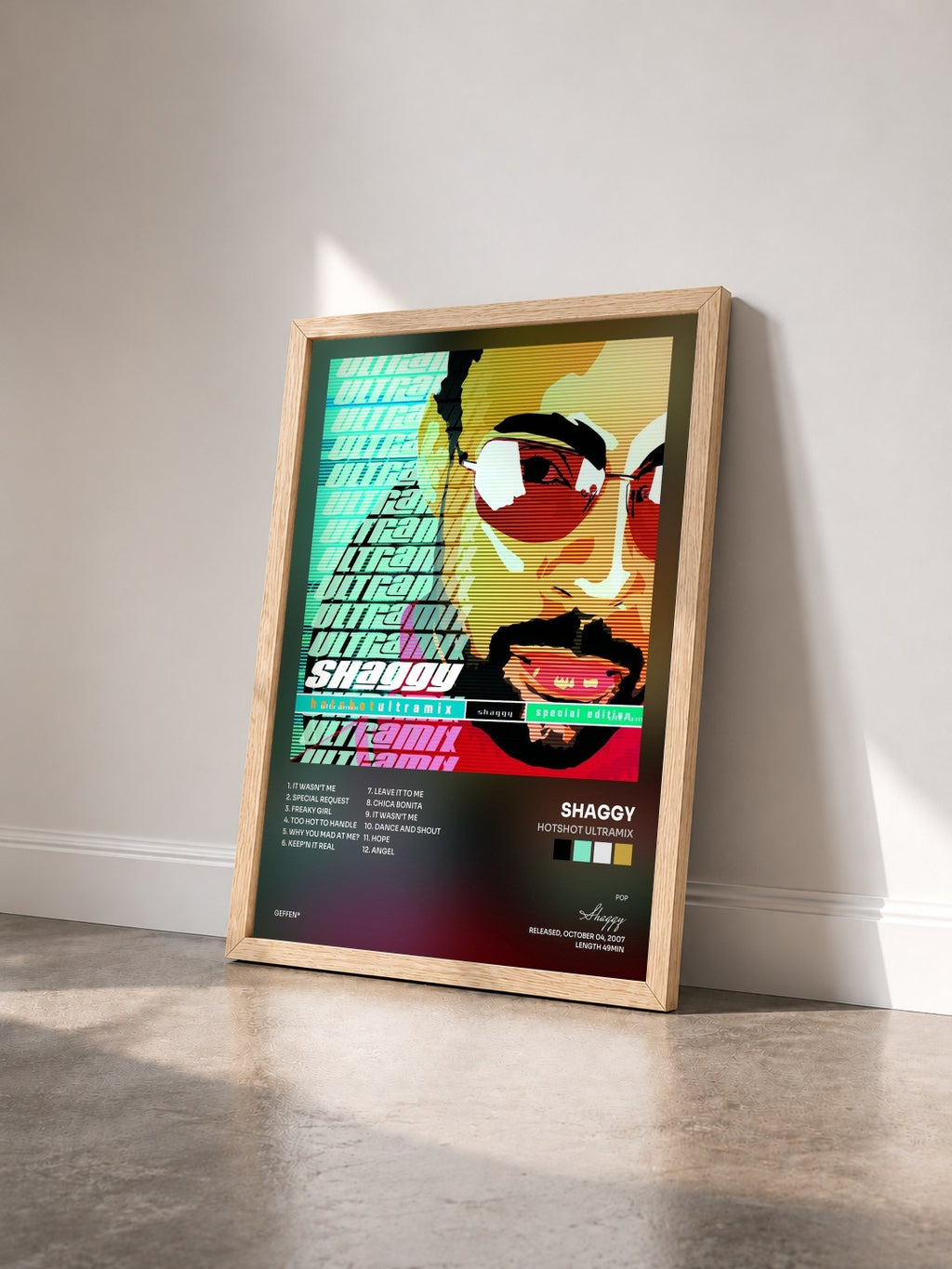 #bois Tableau de l'album Hotshot Ultramix de Shaggy vu de trois quarts, cadre en bois brut
