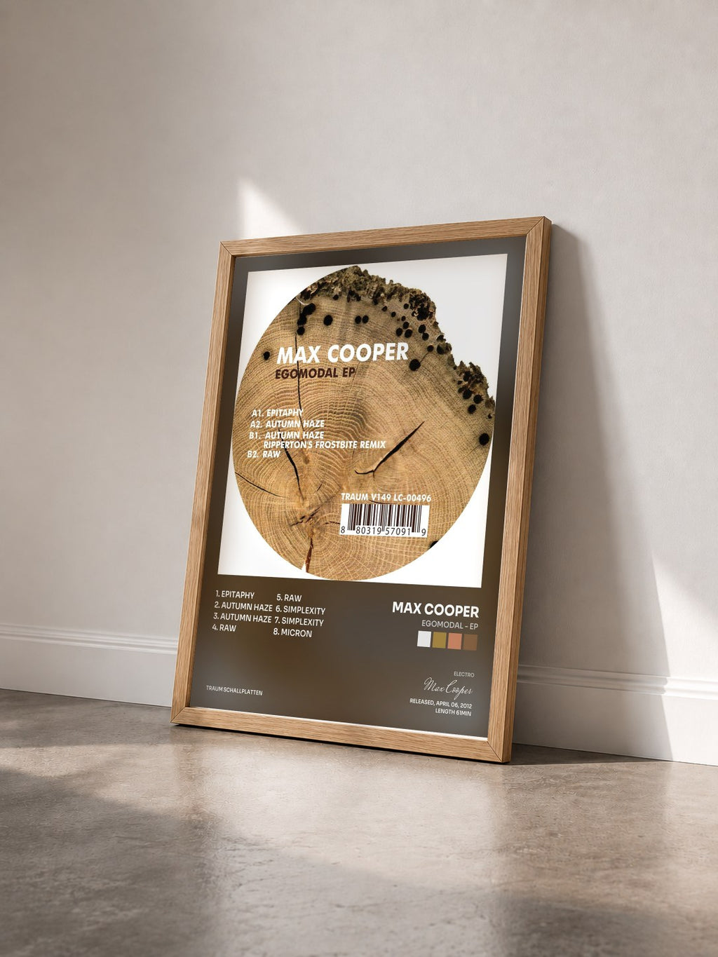 #bois Tableau de l'album Egomodal - EP de Max Cooper vu de trois quarts, cadre en bois brut