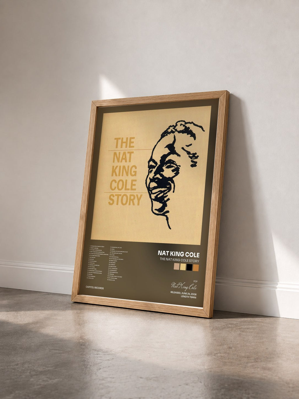 #bois Tableau de l'album The Nat King Cole Story de Nat King Cole vu de trois quarts, cadre en bois brut