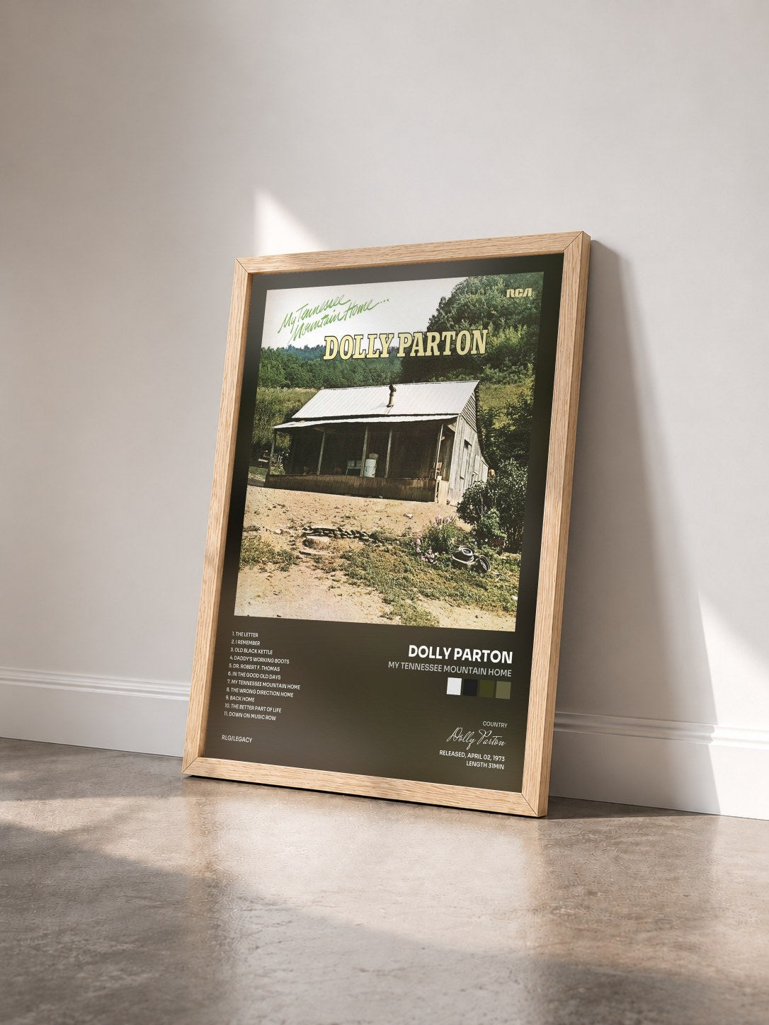 #bois Tableau de l'album My Tennessee Mountain Home de Dolly Parton vu de trois quarts, cadre en bois brut