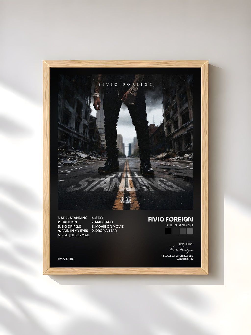 #bois Tableau de l'album Still Standing de Fivio Foreign, cadre en bois brut, imprimé et encadré en France