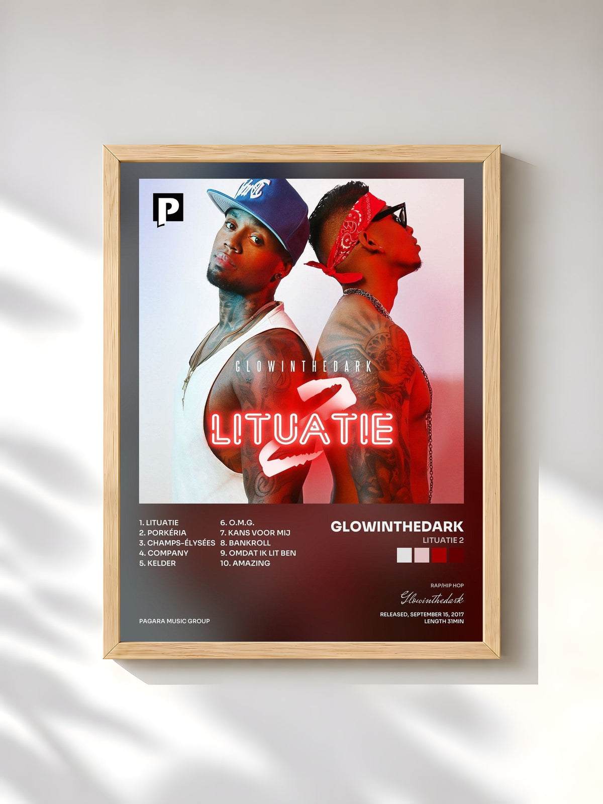 #bois Tableau de l'album Lituatie 2 de Glowinthedark, cadre en bois brut, imprimé et encadré en France