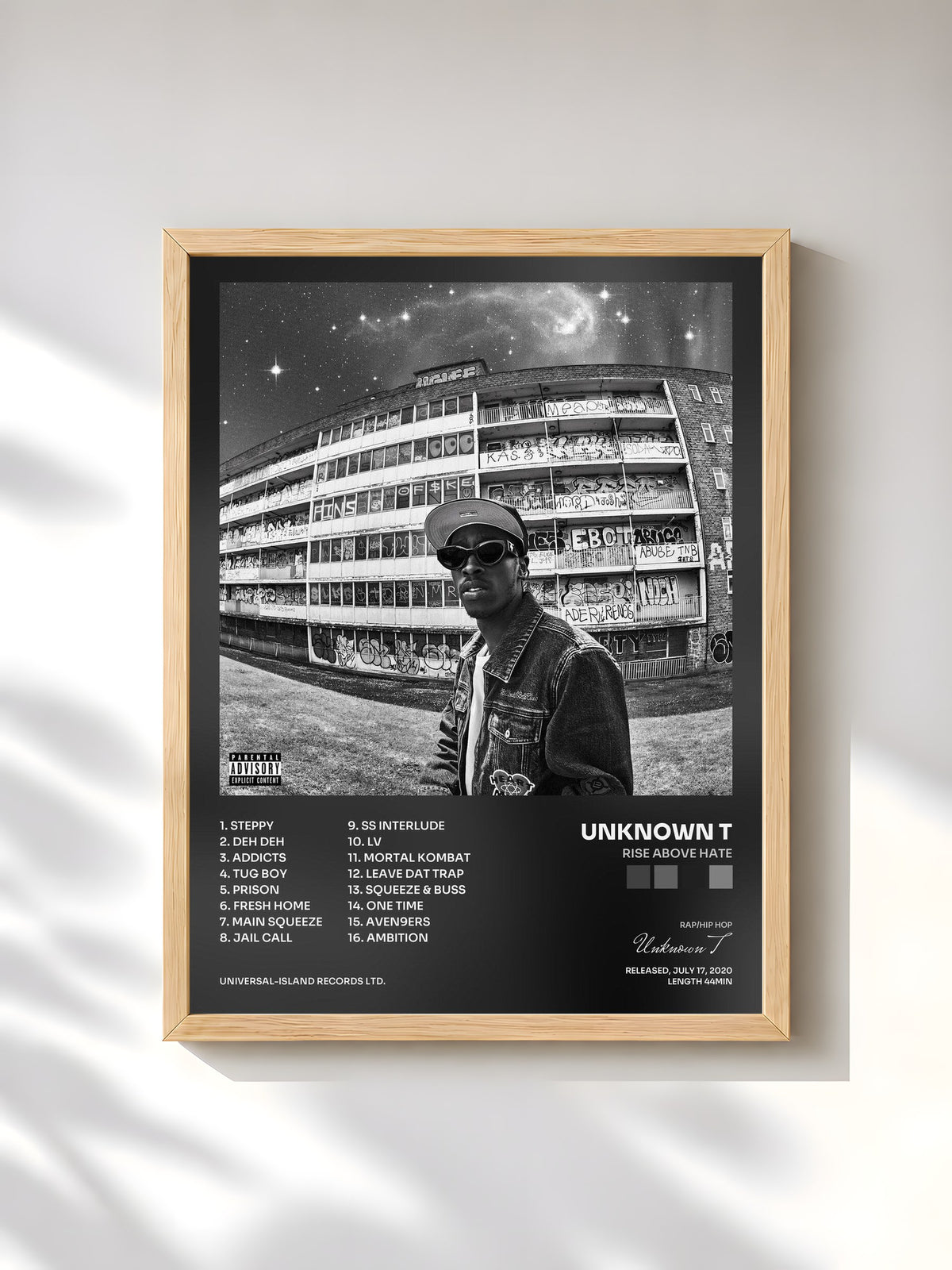 #bois Tableau de l'album Rise Above Hate de Unknown T, cadre en bois brut, imprimé et encadré en France