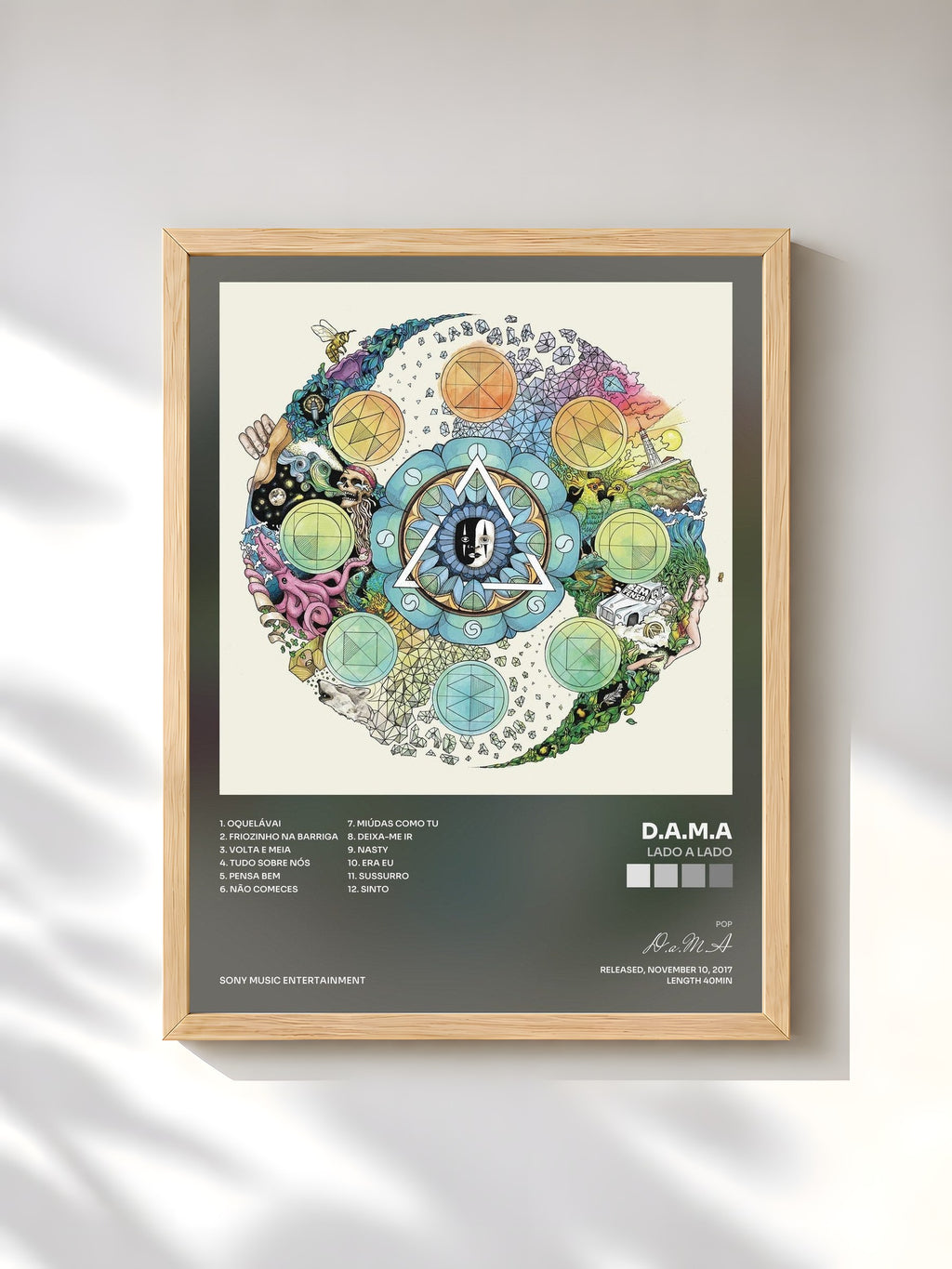 #bois Tableau de l'album Lado a Lado de D.a.M.A, cadre en bois brut, imprimé et encadré en France