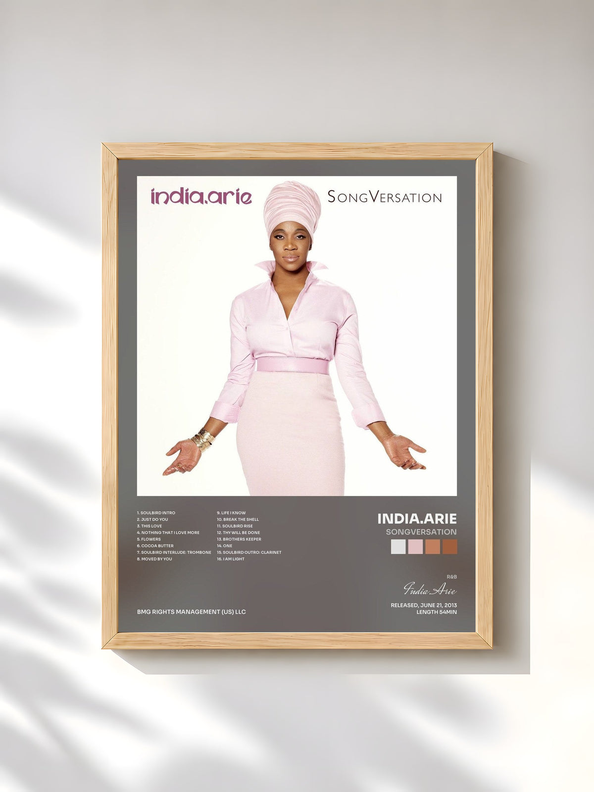 #bois Tableau de l'album SongVersation de India.Arie, cadre en bois brut, imprimé et encadré en France