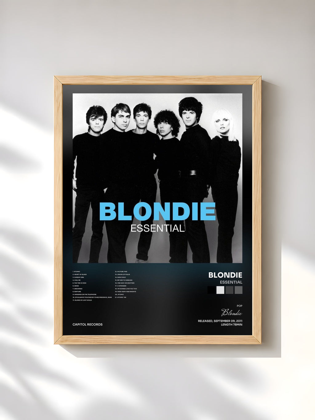 #bois Tableau de l'album Essential de Blondie, cadre en bois brut, imprimé et encadré en France