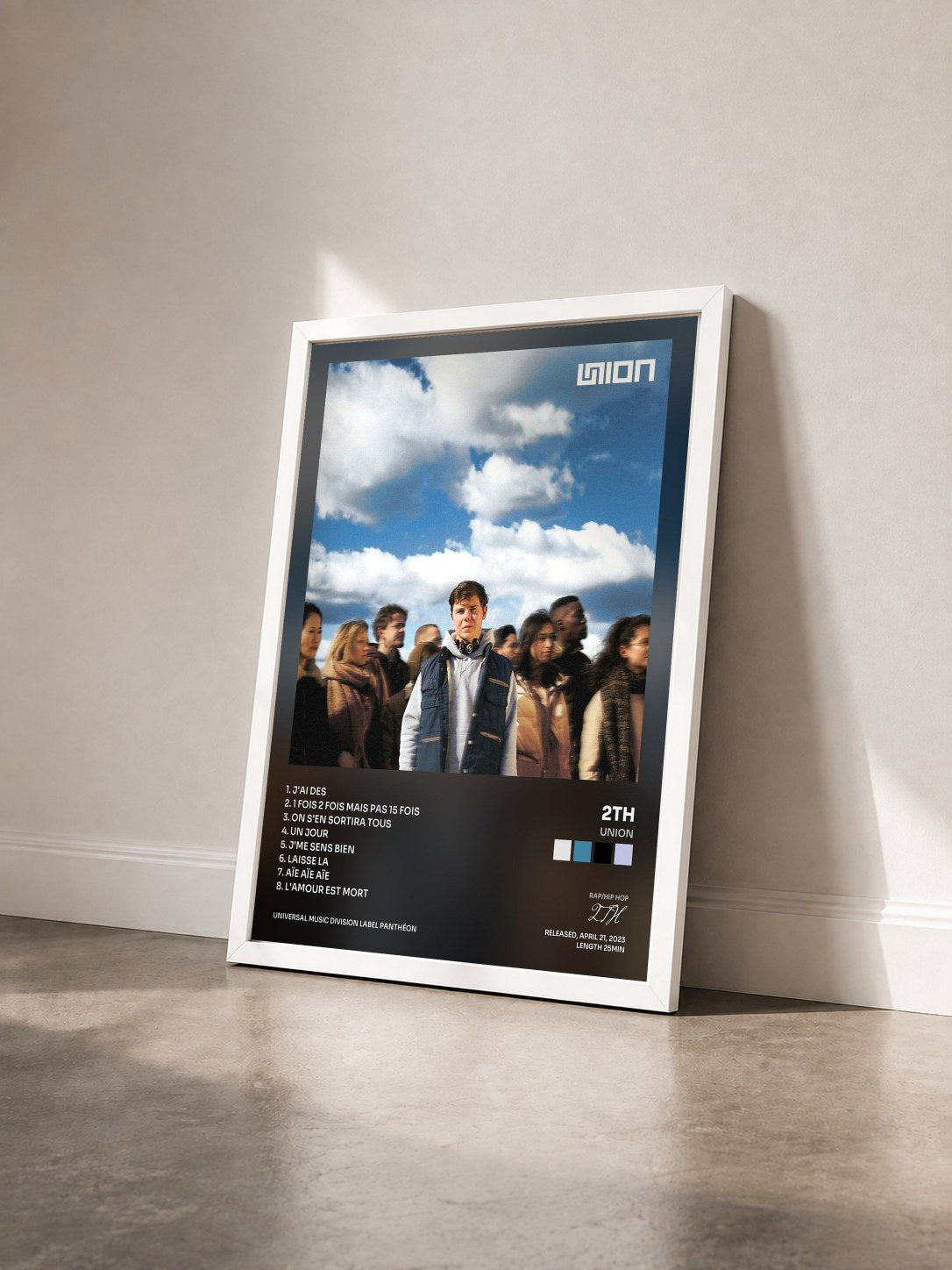#blanc Tableau de l'album Union de 2TH vu de trois quarts, cadre blanc