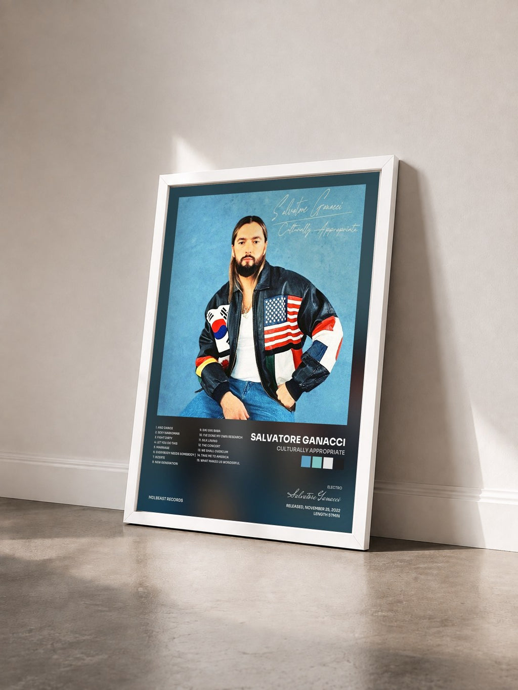 #blanc Tableau de l'album Culturally Appropriate de Salvatore Ganacci vu de trois quarts, cadre blanc