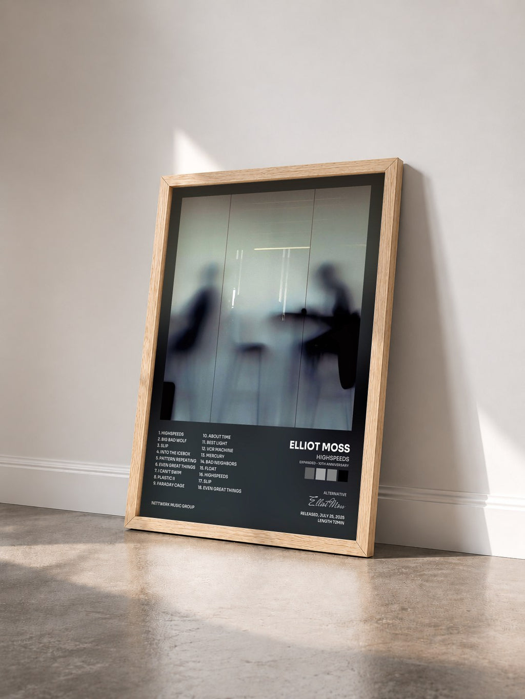 #bois Tableau de l'album Highspeeds (Expanded - 10th Anniversary) de Elliot Moss vu de trois quarts, cadre en bois brut