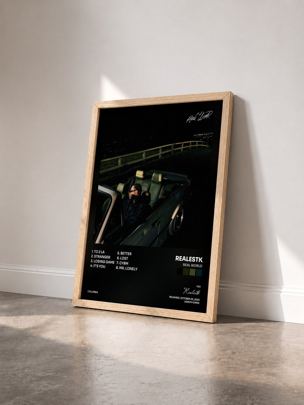 #bois Tableau de l'album Real World de Realestk vu de trois quarts, cadre en bois brut