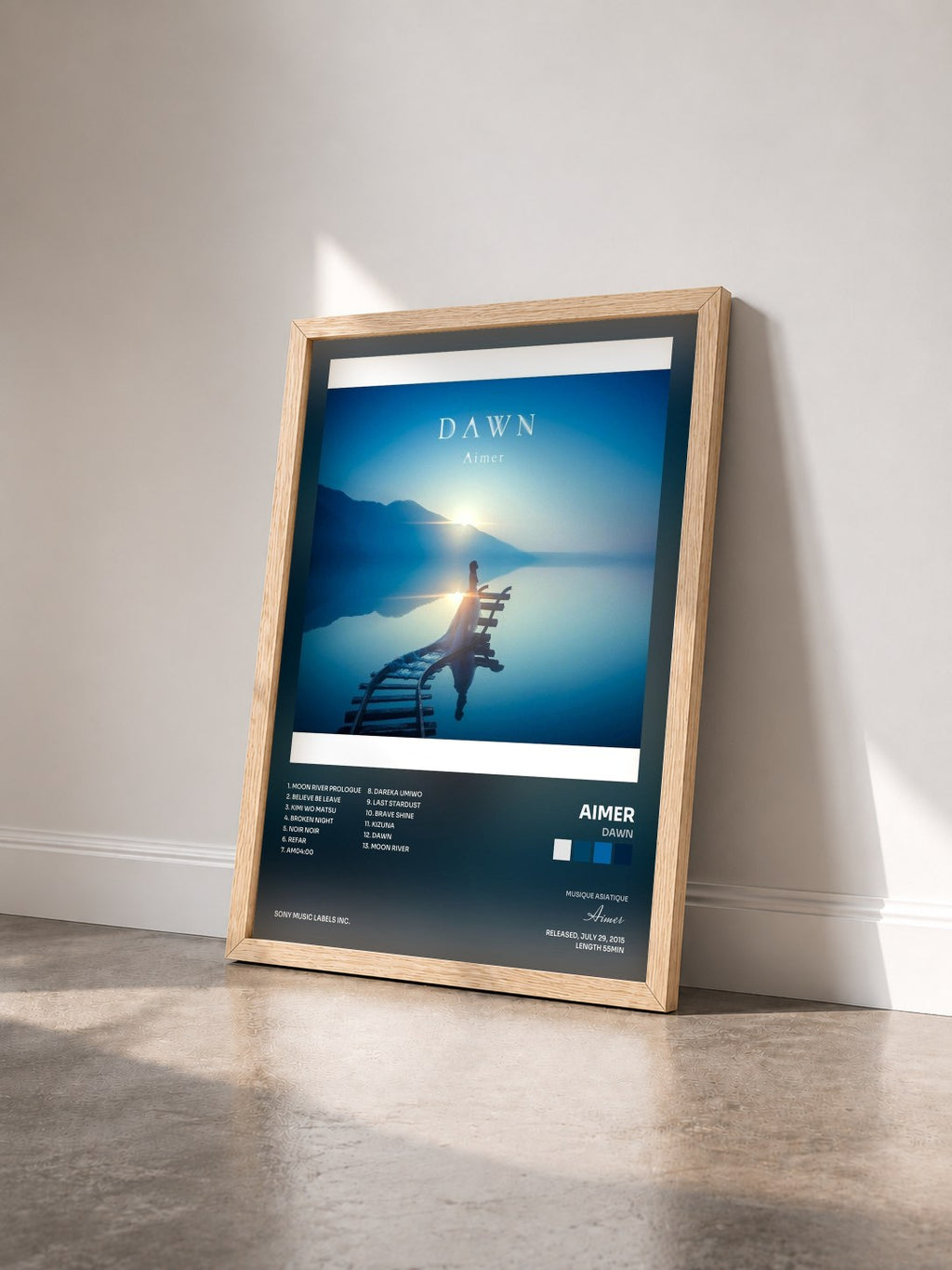 #bois Tableau de l'album DAWN de Aimer vu de trois quarts, cadre en bois brut