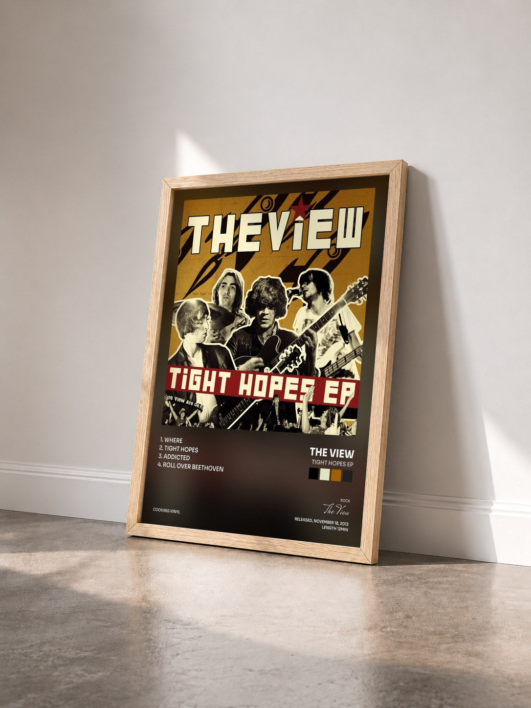 #bois Tableau de l'album Tight Hopes EP de The View vu de trois quarts, cadre en bois brut
