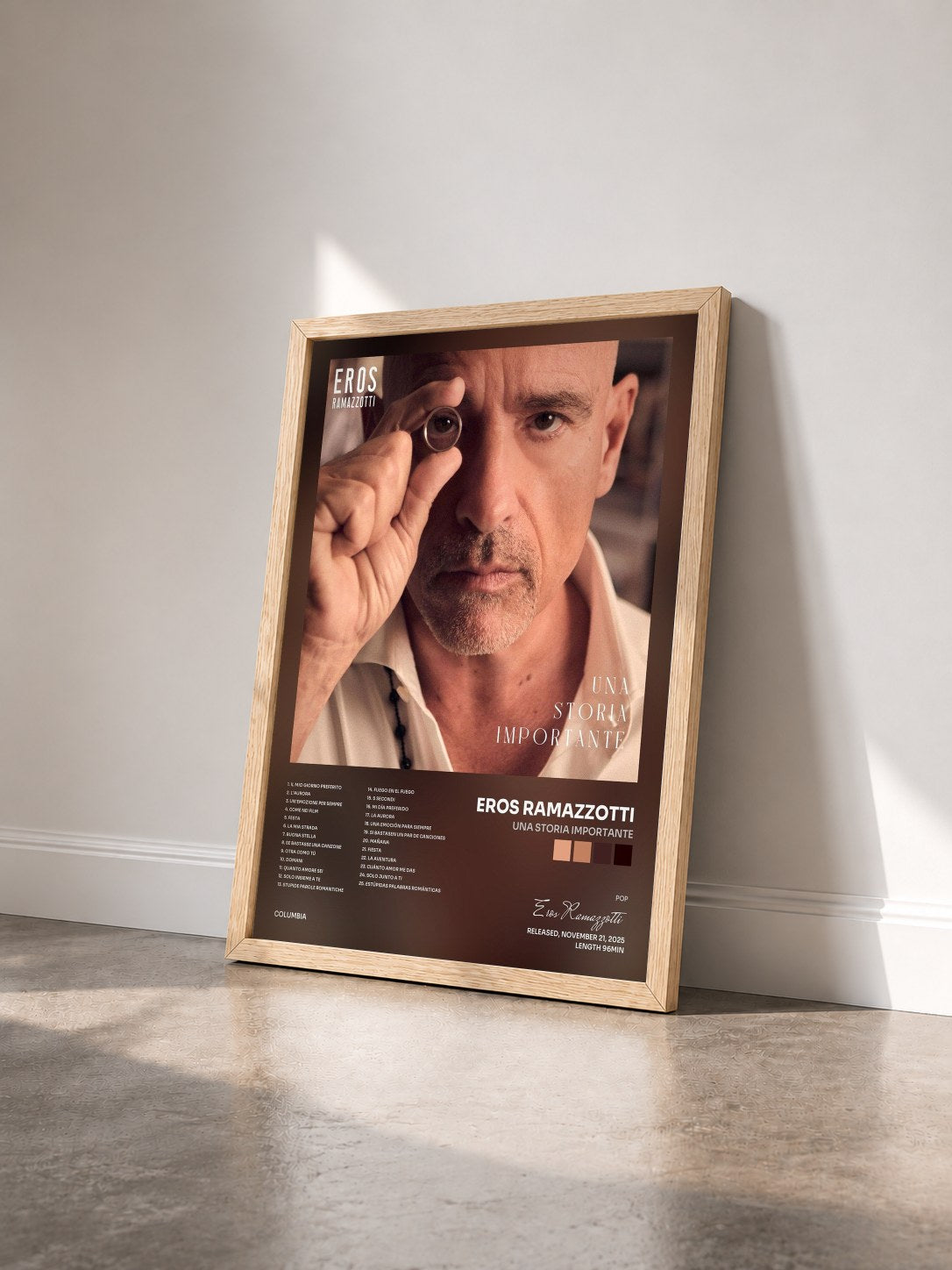 #bois Tableau de l'album UNA STORIA IMPORTANTE de Eros Ramazzotti vu de trois quarts, cadre en bois brut