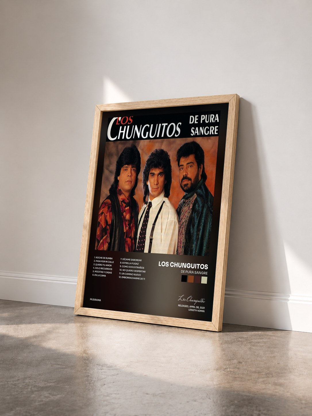 #bois Tableau de l'album De Pura Sangre de Los Chunguitos vu de trois quarts, cadre en bois brut