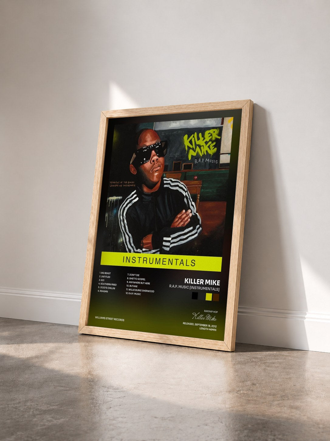 #bois Tableau de l'album R.A.P. Music [Instrumentals] de Killer Mike vu de trois quarts, cadre en bois brut