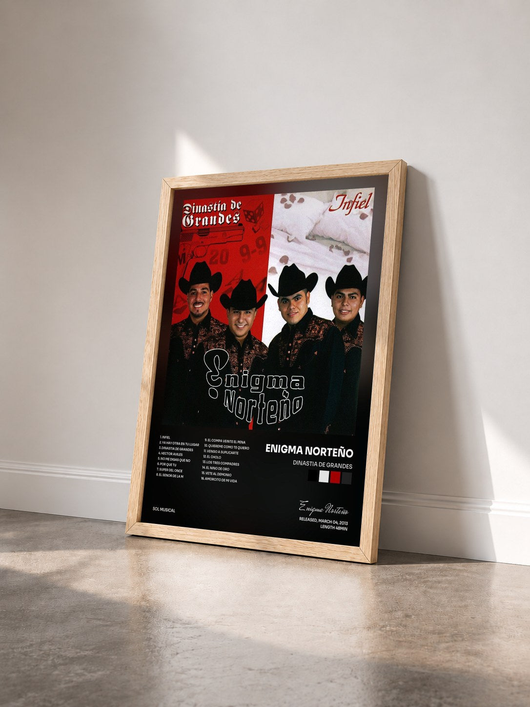 #bois Tableau de l'album Dinastia De Grandes de Enigma Norteño vu de trois quarts, cadre en bois brut