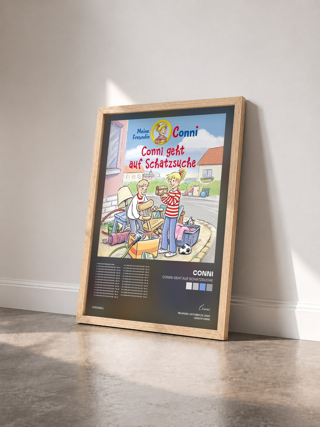 #bois Tableau de l'album Conni geht auf Schatzsuche de Conni vu de trois quarts, cadre en bois brut
