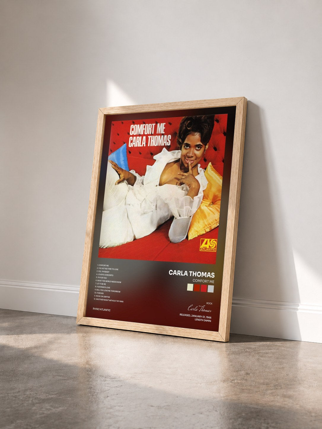 #bois Tableau de l'album Comfort Me de Carla Thomas vu de trois quarts, cadre en bois brut