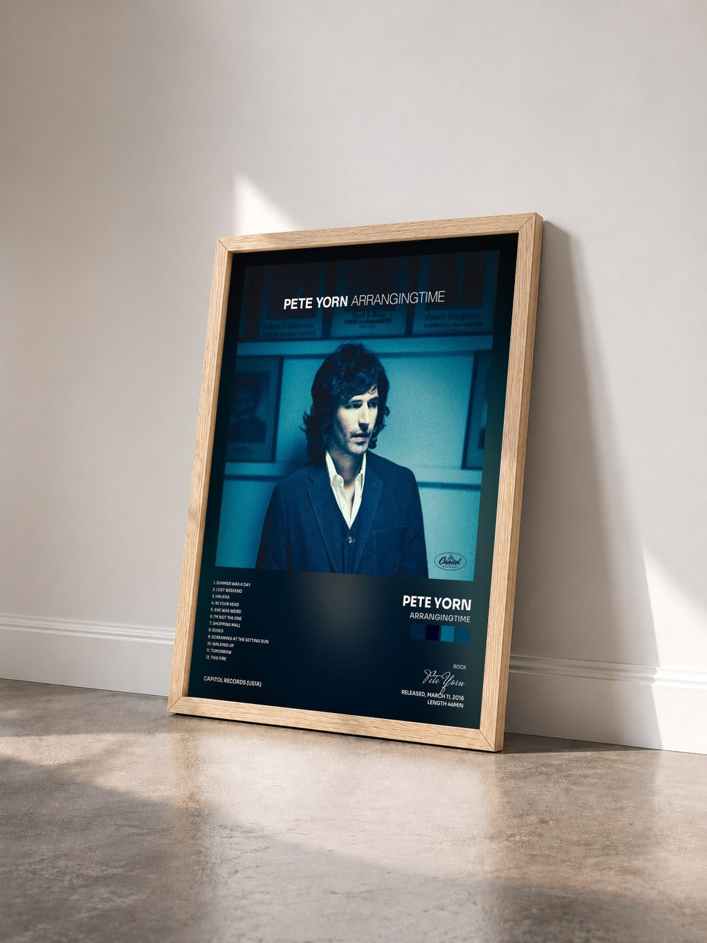 #bois Tableau de l'album ArrangingTime de Pete Yorn vu de trois quarts, cadre en bois brut