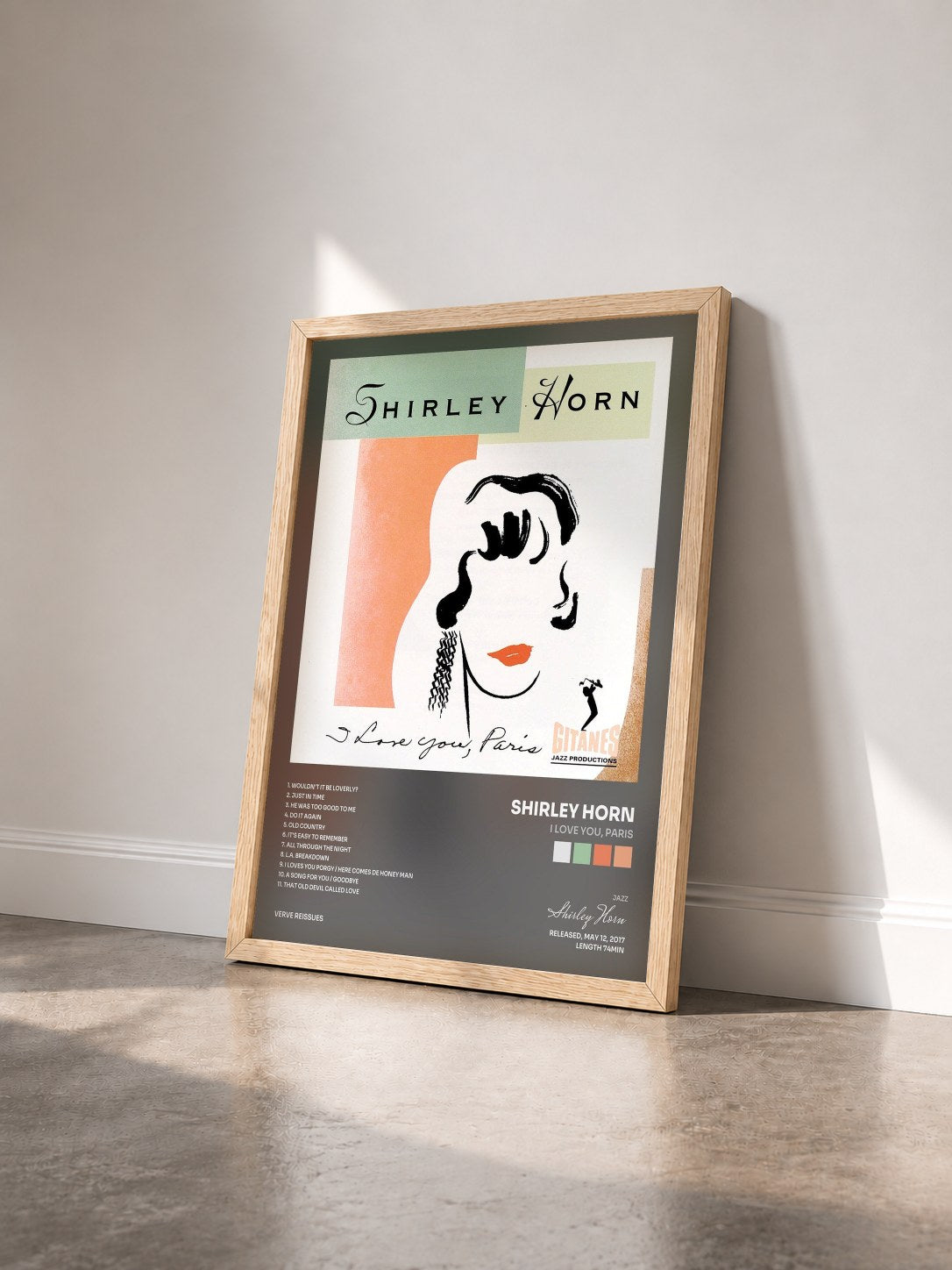 #bois Tableau de l'album I Love You, Paris de Shirley Horn vu de trois quarts, cadre en bois brut
