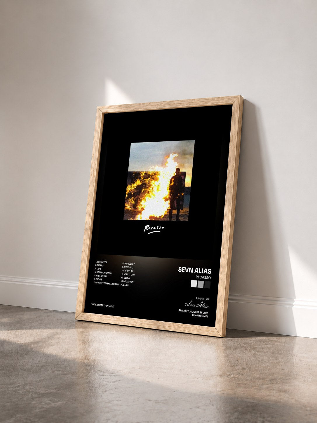 #bois Tableau de l'album Recasso de Sevn Alias vu de trois quarts, cadre en bois brut